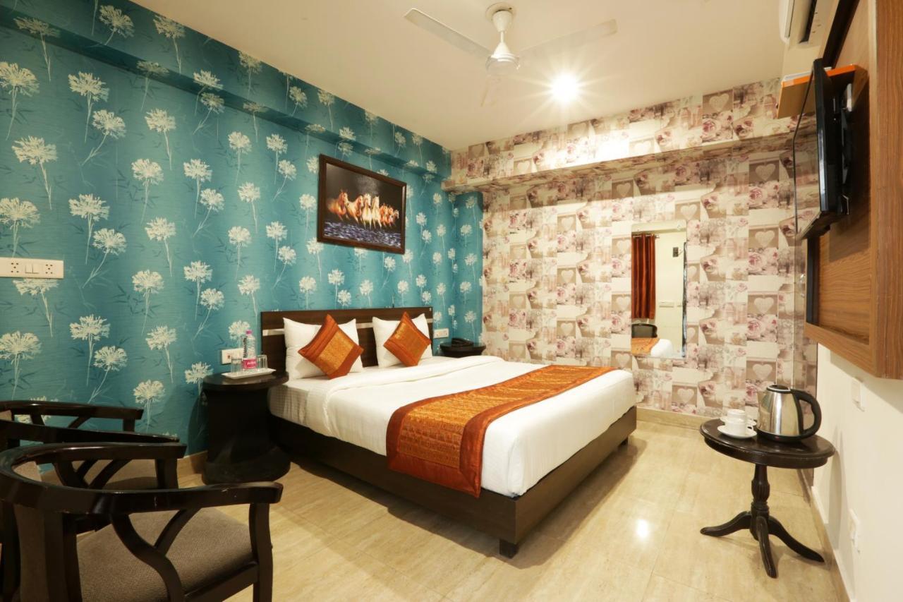 Hotel Square Stay New Delhi Exterior photo